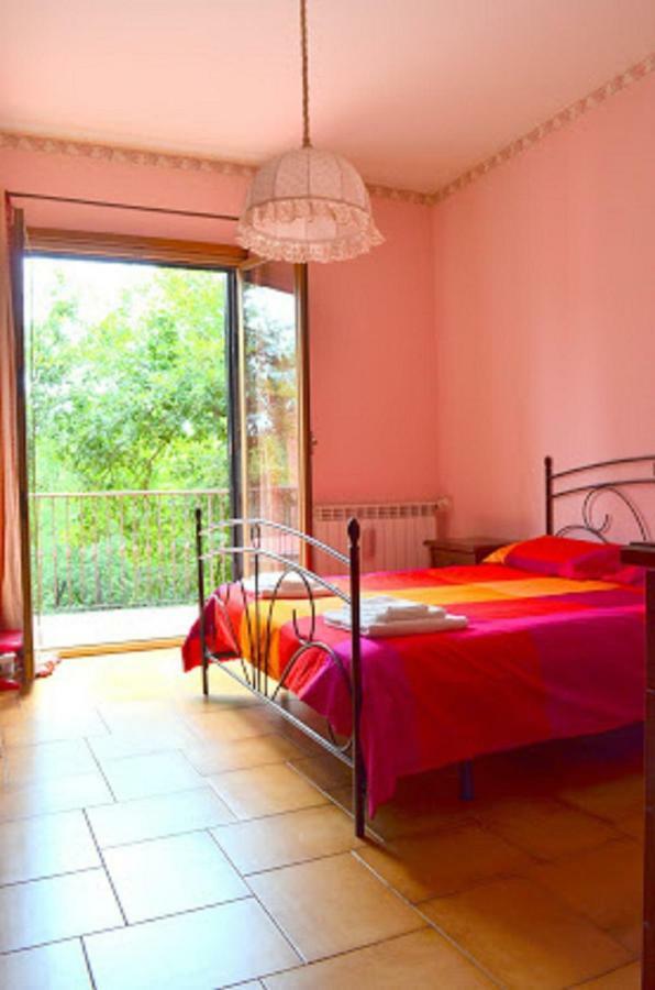 B&B Le Tre Rose Di Maria Педара Экстерьер фото