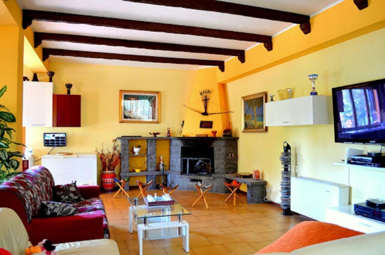 B&B Le Tre Rose Di Maria Педара Экстерьер фото